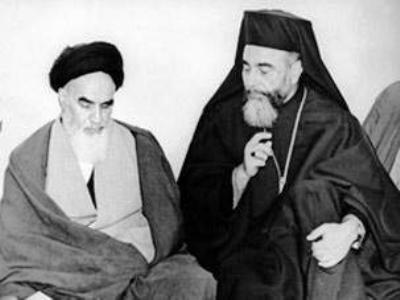 امام خمینی(ره): هر کس که دنبال مسیح باشد باید با ابرقدرت‌ها مقابله کند