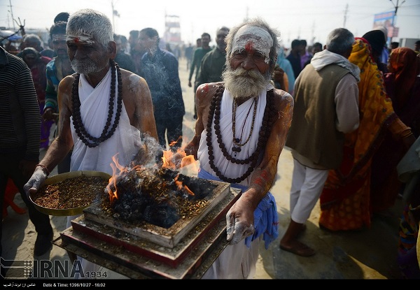 جشنواره و آیین مذهبی «ماگ ملا» در هند / گزارش تصویری