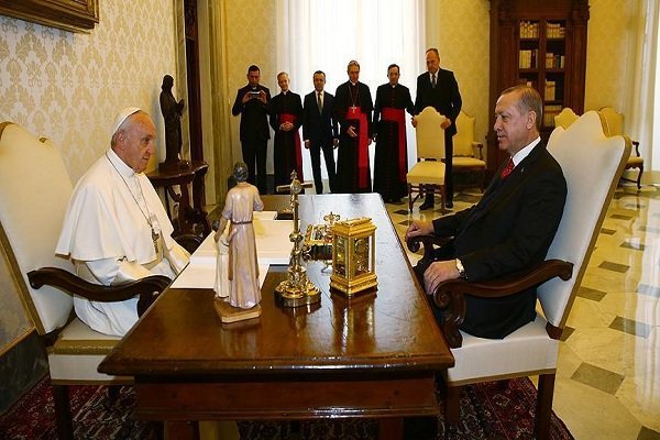در دیدار با اردوغان مطرح شد؛ انتقاد «پاپ» از انتساب اسلام به تروریسم