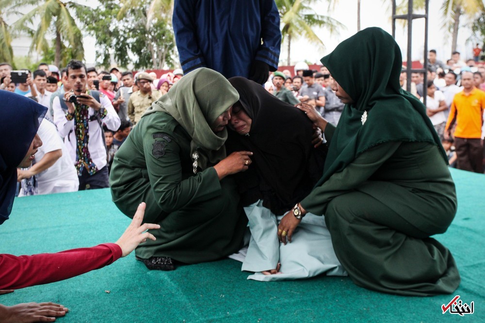 تصاویر مجازات در آچه اندونزی توسط گشت شریعت