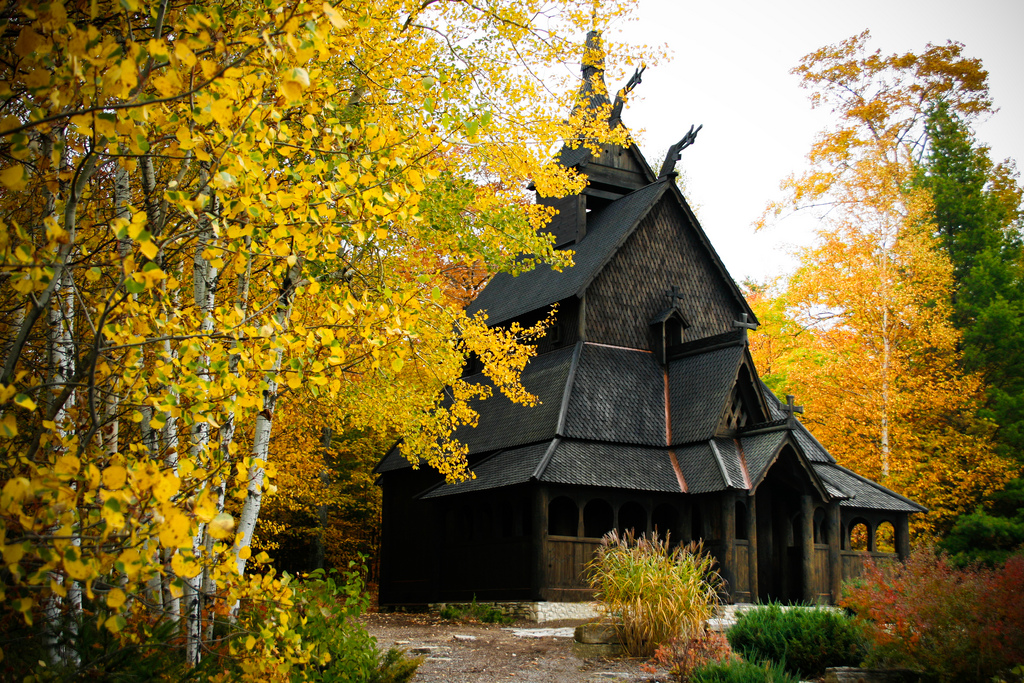 تصاویری از کلیسای تاریخی برگاند Borgund Stave Church در نروژ
