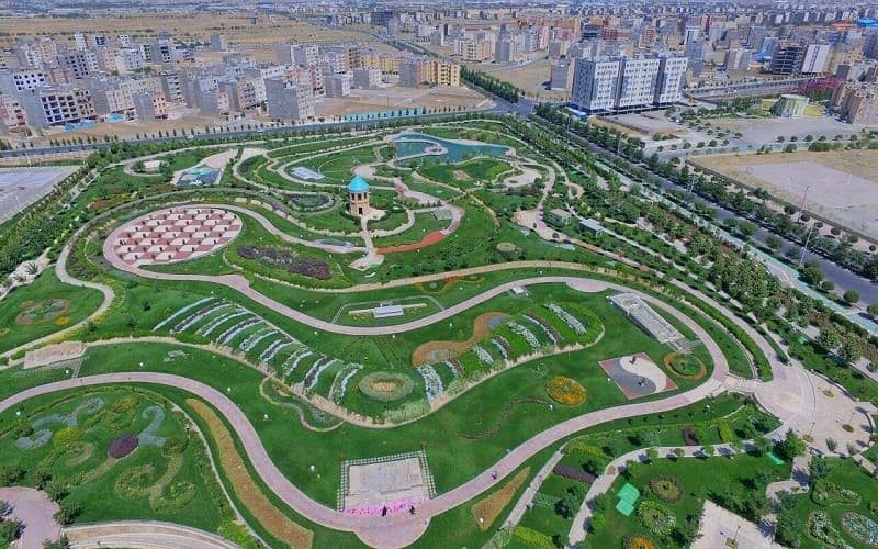 ایرانی کوچک در شهر مشهد