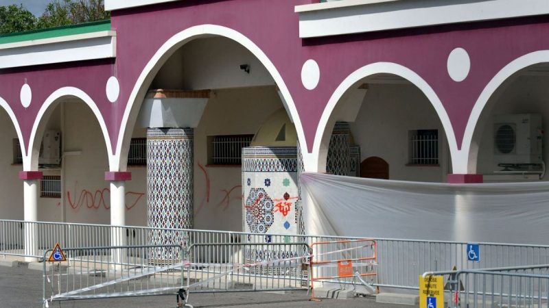 تصاویر توهین آمیز روی مسجد مسلمانان در جنوب فرانسه