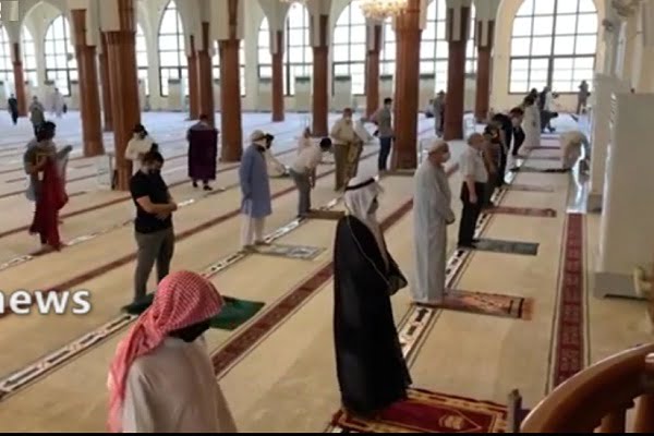 لغو محدودیت‌ها و بازگشایی مساجد در امارات