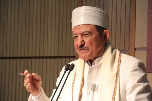 موبد خورشیدیان: امام حسین(ع) الگوی زنده برای زرتشتیان است