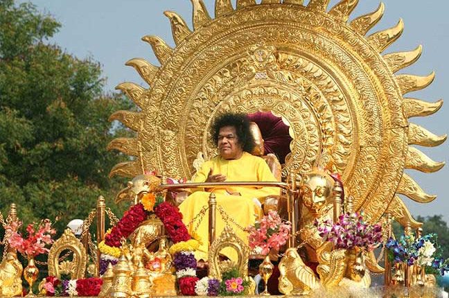 سای بابا ، پیامبری دروغین