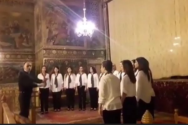 همخوانی گروه کُر در کلیسای بیت اللحم اصفهان