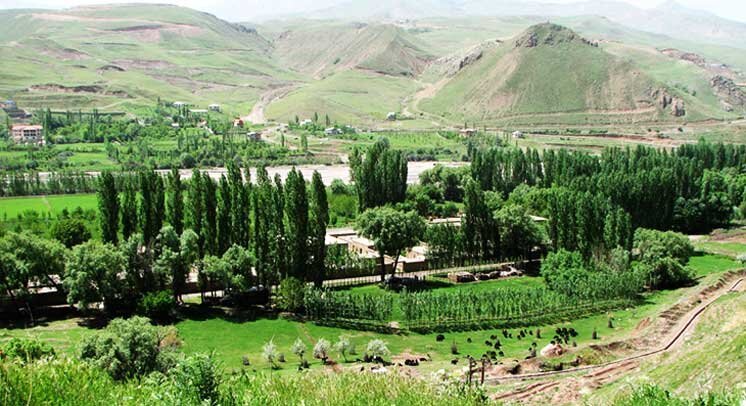 ایستا روستایی در طالقان