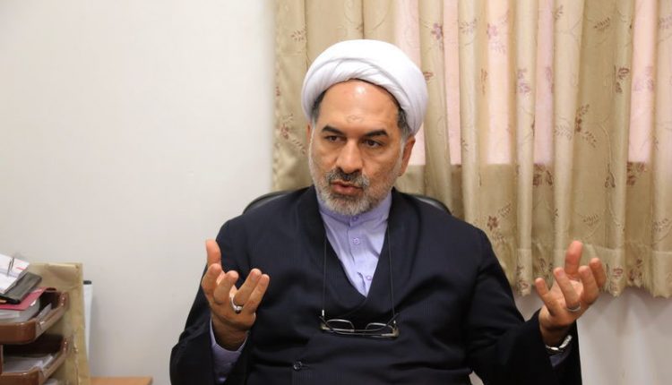 گفتگو با مهراب نیا درباره موسیقی و استاد شجریان