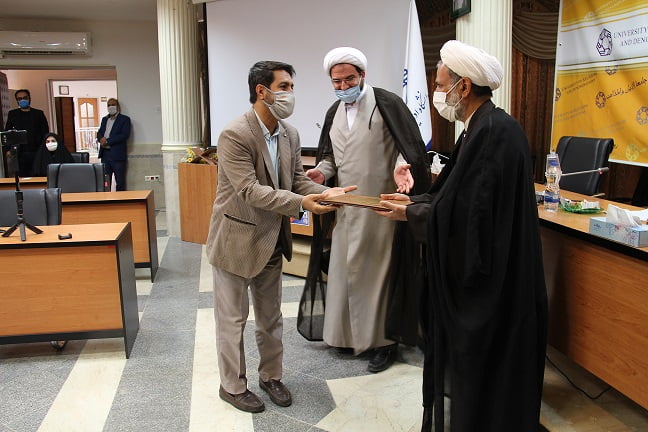 ترجمه «دانشنامه دین بریل» در قم رونمایی شد