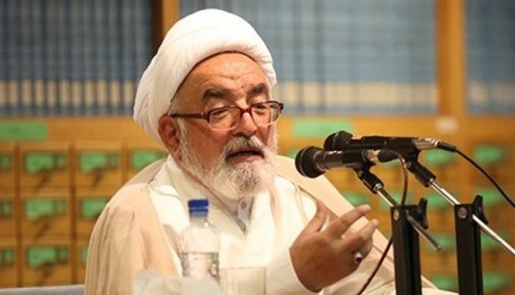 حجت‌الاسلام بی‌آزار شیرازی: گذر از فرقه‌گرایی و ملی‌گرایی برای رسیدن به وحدت