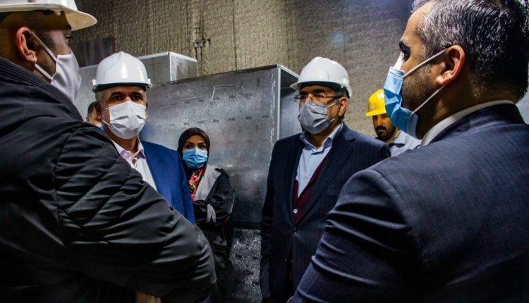 بازدید مشاور رئیس جمهور و دبیر شورای عالی مناطق آزاد کشور از پروژه آرش مال