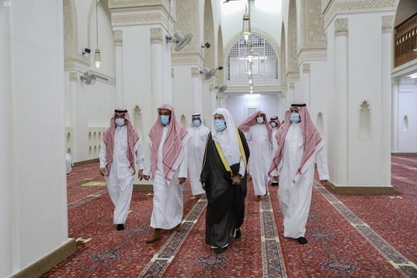 برکناری بیش از 1000 خطیب و امام مساجد در عربستان