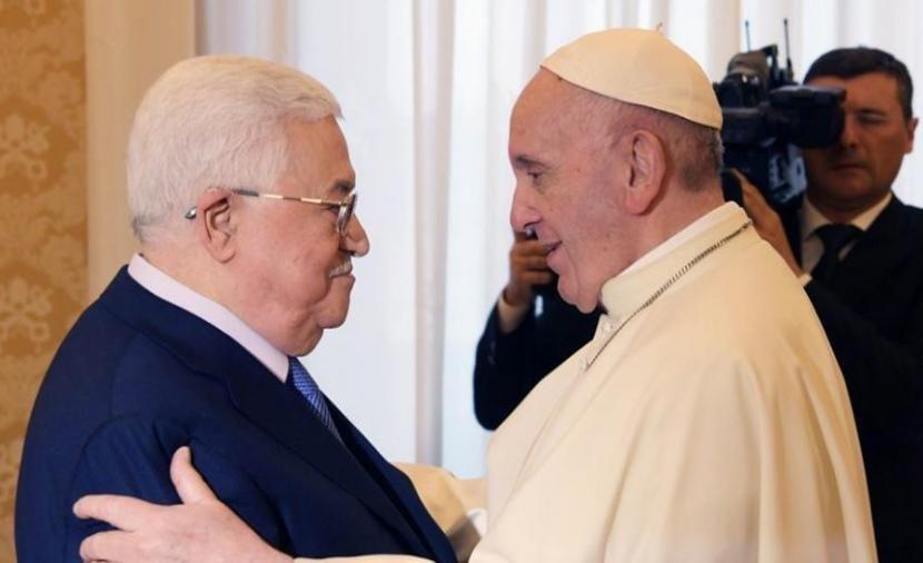 تماس محمود عباس با پاپ فرانسیس