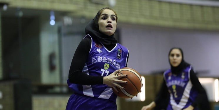 زنان بسکتبالیست ایران با حجاب اسلامی