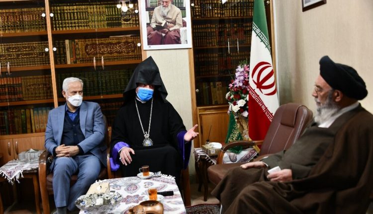 پیشوای مذهبی ارامنه اصفهان و جنوب ایران