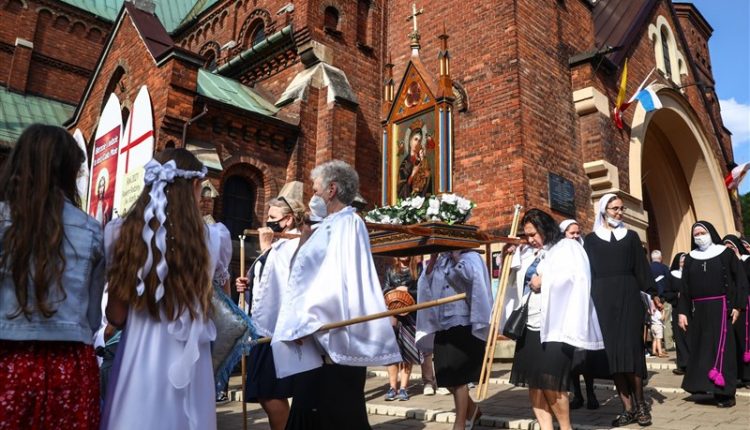 کودکآزاری کلیسای کاتولیک پاپ بندیکت