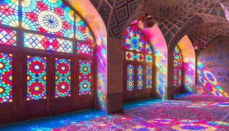 مسجد نصیرالملک (مسجد صورتی)