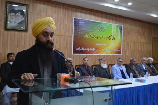 نقش ادیان الهی در برقراری صلح و امنیت جهانی