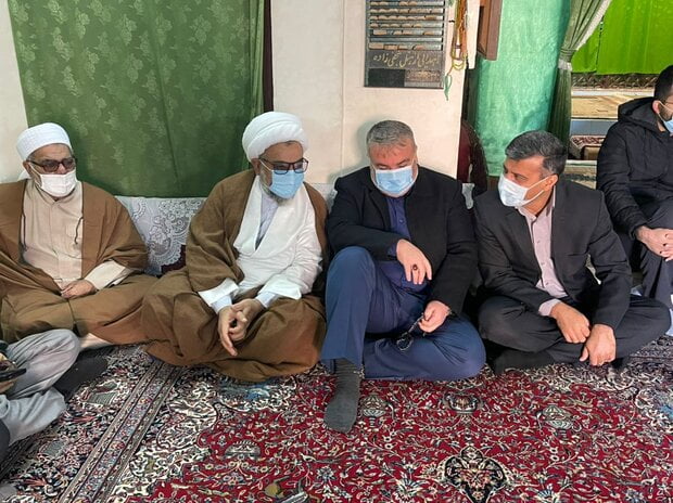 تحکیم وحدت بزرگان اهل سنت و تشیع