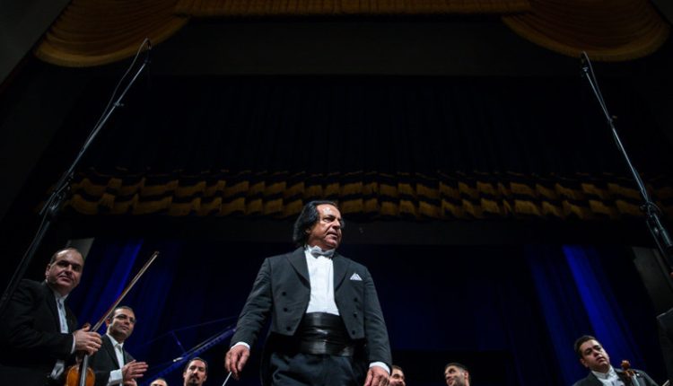 چنین گفت زرتشت علی رهبری ارکستر