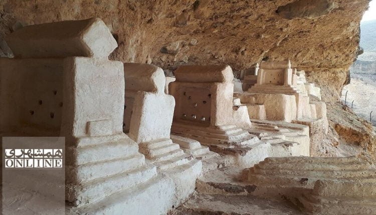 مقبره کوروش و قبرستان