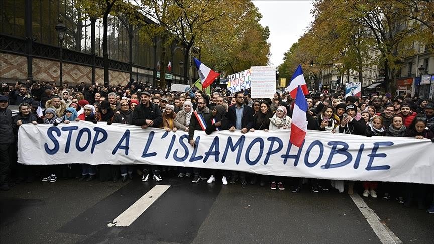 اسلام‌هراسانه در فرانسه