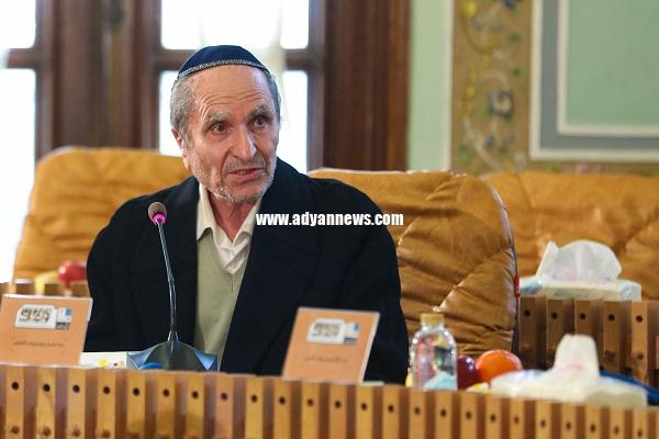 منجی باوری و موعودگرایی