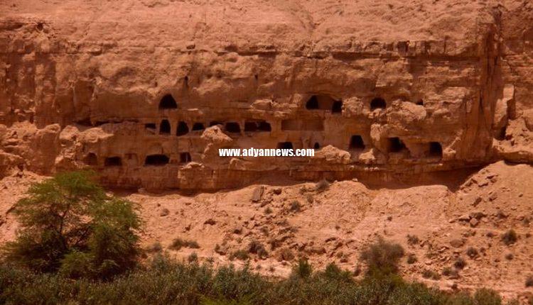 دخمه‌های  چهل خانه بوشهر