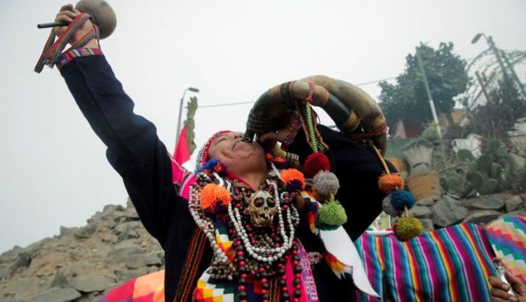 شمن‌های پرو