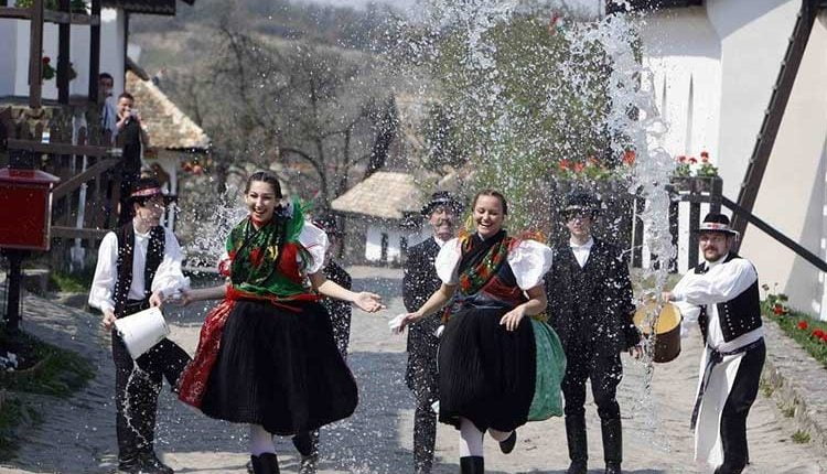 جشن آب پاشی ارامنه