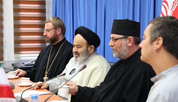 ادیان و مذاهب