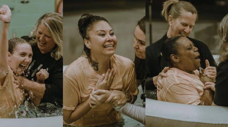 خدا پشت میله‌ها