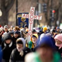 سقط جنین از نظرگاه ادیان