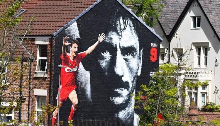 اسطوره باشگاه فوتبال لیورپول و قرآن خواندن