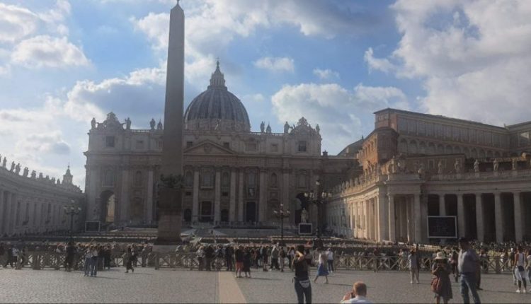 ادیان و مذاهب در واتیکان