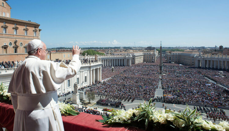 پاپ فرانسیس در واتیکان