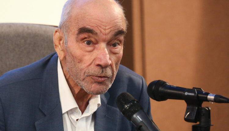 مراسم+گرامیداشت+روز+معلم+با+موضوع+اهمیت+تعلیم+و+تربیت