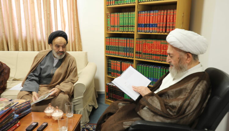 سید-ابوالحسن-نواب-و-آیت-الله-سبحانی