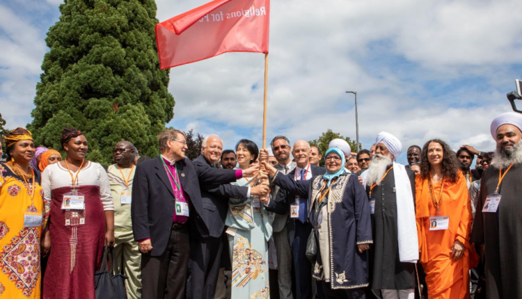 توهین-به-مقدسات-دینی