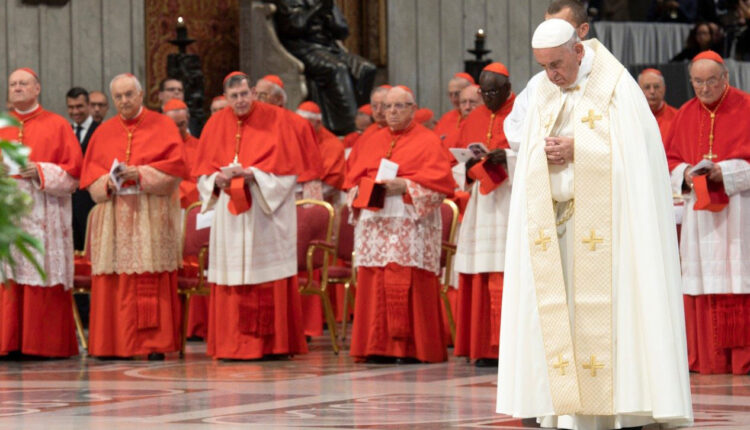 پاپ فرانسیس و کاردینال