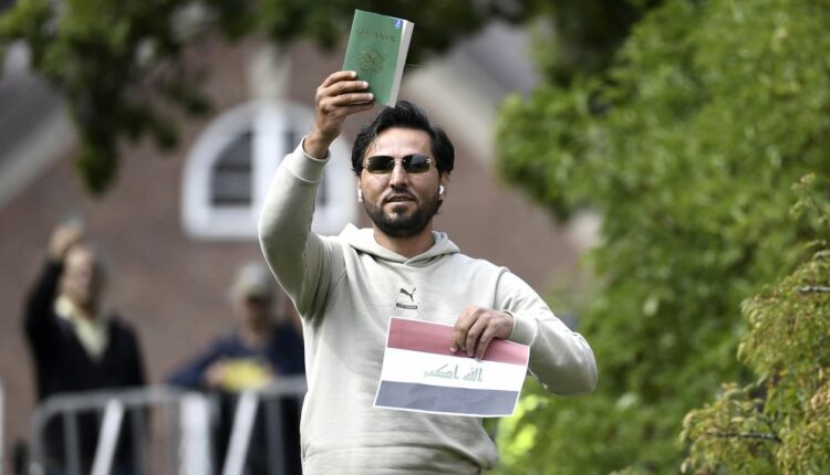 تصویر فردی که قرآن را آتش زد