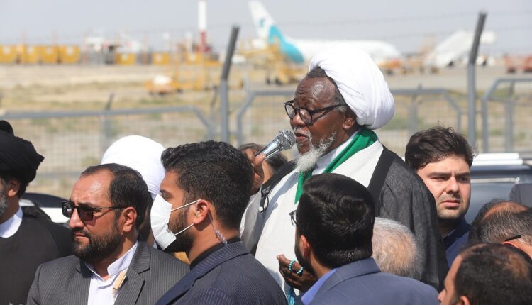 شیخ زکزاکی وارد ایران شد