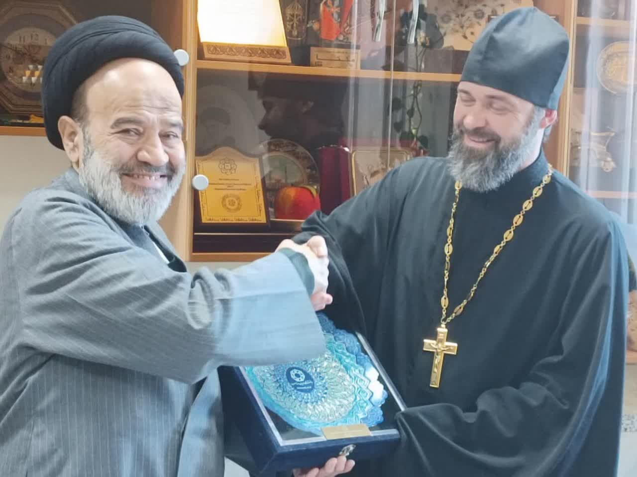 دیدار رئیس دانشگاه ادیان با کلیسای ارتدوکس روسیه