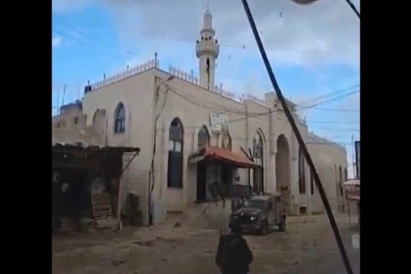 هتک حرمت مسجد