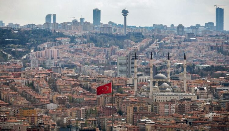 حمله به کلیسای کاتولیک ترکیه